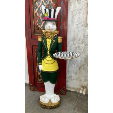 Tepsili Dev Servis Tavşanı Ayakta