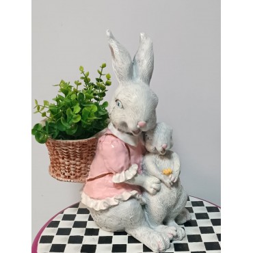 Sepetli Anne & Yavru Tavşan Dekoratif Biblo