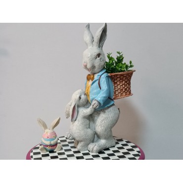 Sepetli Baba & Yavru Tavşan Dekoratif Biblo