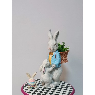 Sepetli Baba & Yavru Tavşan Dekoratif Biblo